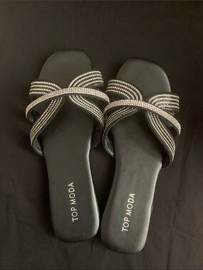 TOP Moda Black Slide Sandals with Rhinestone Crisscross Straps